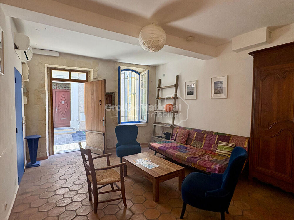 Vente Maison ARLES. Magnifique maison de ville avec terrasse Arles