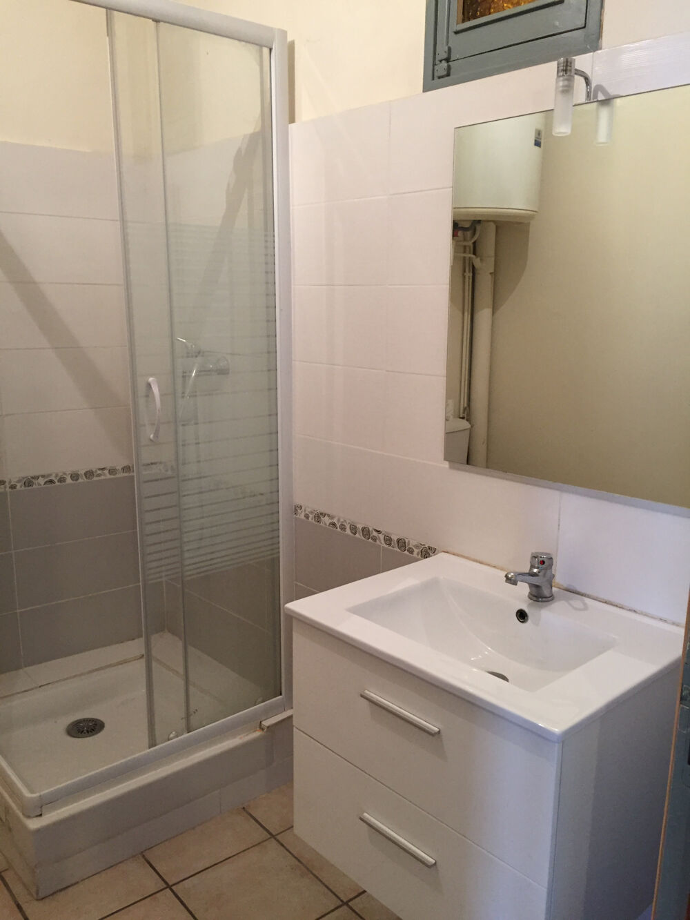 Location Appartement Arles centre, studio de 30m2 au 1er étage Arles