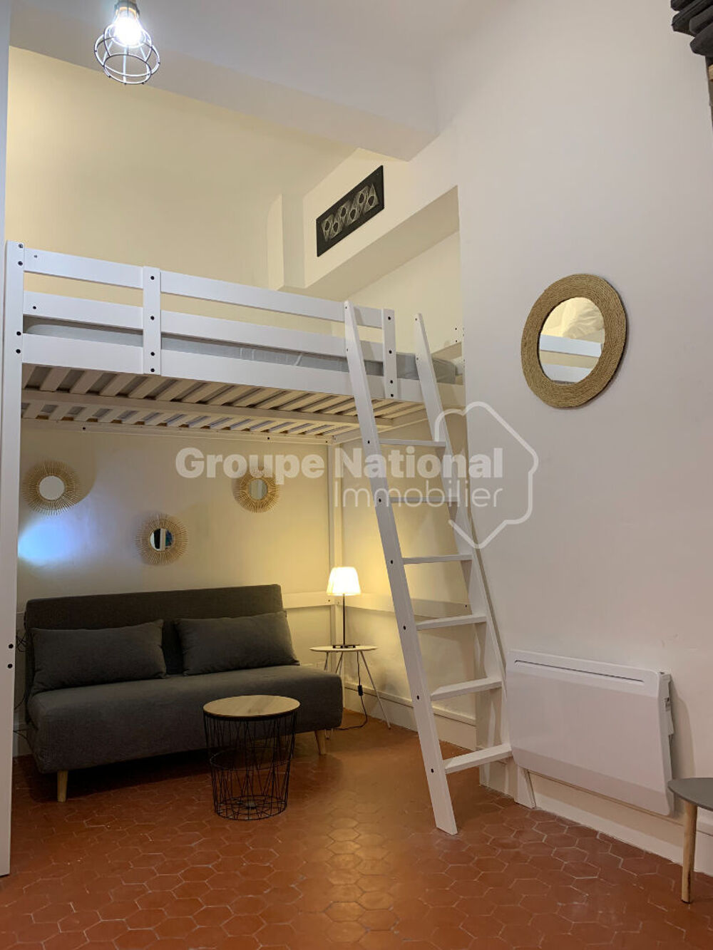 Location Appartement Arles quartier Trinquetaille T1 meublé de 16 m2 Arles