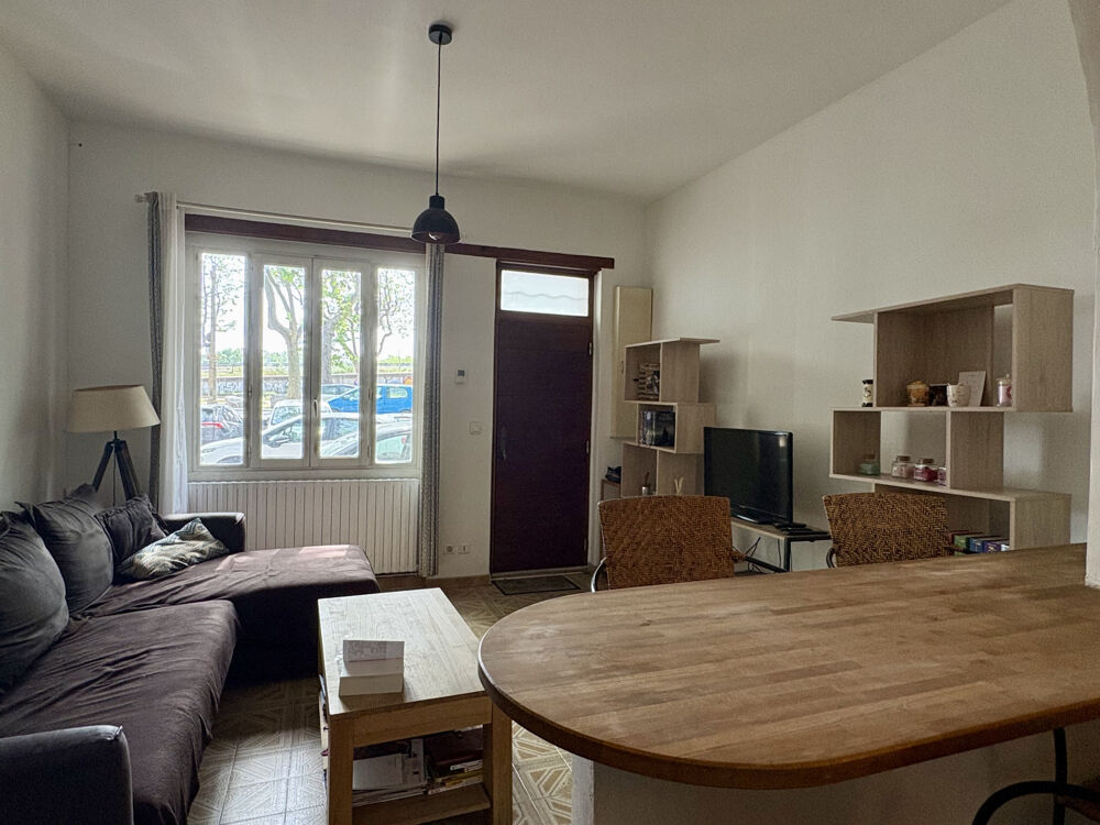 Vente Maison ARLES. Maison de ville avec terrasse Arles