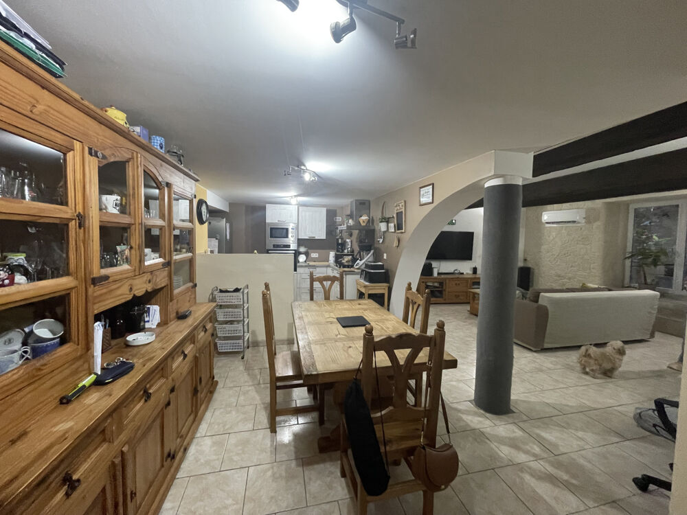Maison à Beaucaire 5 pièces 94 m2 avec cour