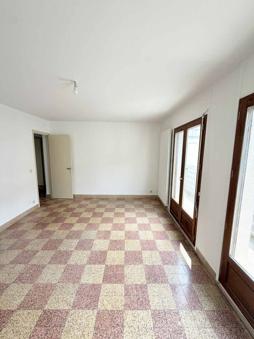 Location Appartement T3 - La Roquette - terrasse Arles