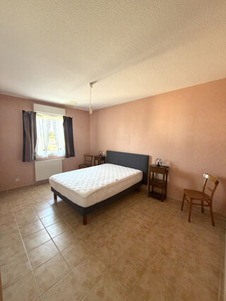  Appartement à louer 3 pièces 72 m²