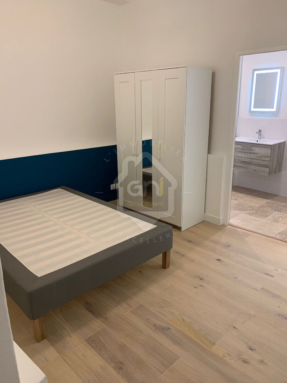 Location Appartement Appartement  T2 meublé et équipé de  58 m2 à Trinquetaille Arles