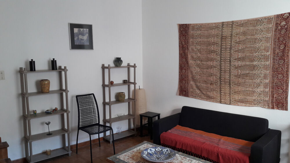 Location Maison Maison de ville meublée de 80m2 Arles