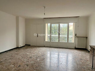  Appartement à louer 4 pièces 91 m²