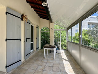  Maison � vendre 3 pi�ces 93 m� Arles