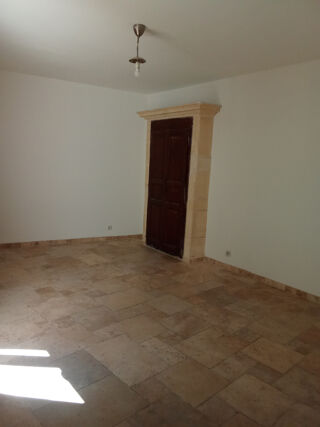 Maison à louer 3 pièces 84 m²