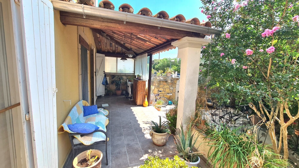 Villa sur le Sambuc à vendre 100m2 + garage+jardin+piscine