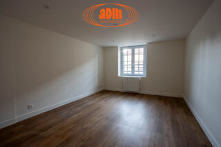  Appartement � louer 4 pi�ces 90 m�