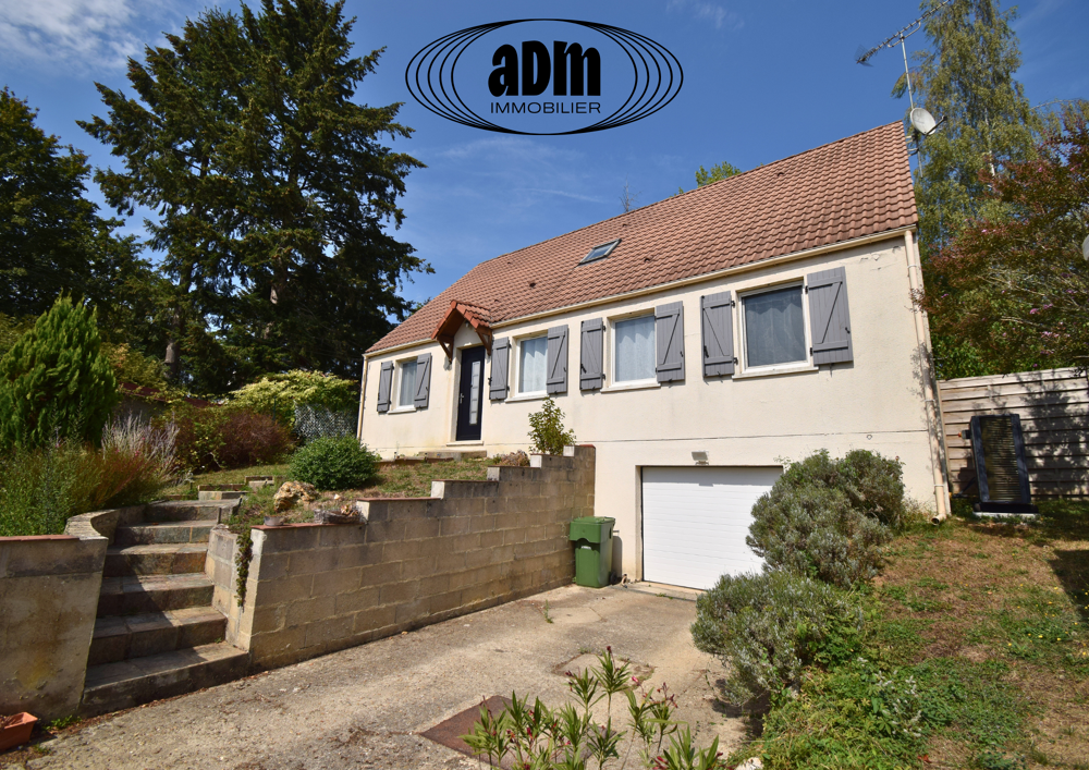 Maison familiale 6 pièces 140 m2 Terrain de 941 m2 Sous-sol total