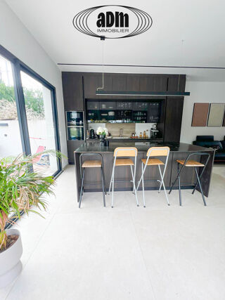  Maison � vendre 5 pi�ces 130 m�