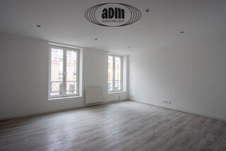  Appartement à louer 1 pièce 28 m²