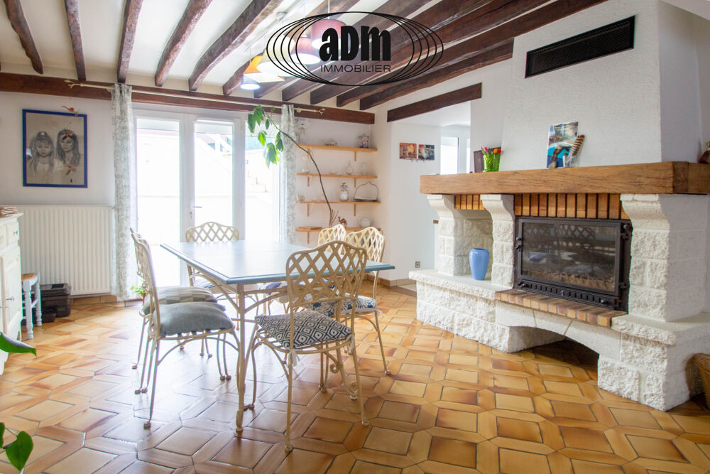 Maison familiale 6 pièces + F2 indépendant Idéal investissement locatif Monthyon
