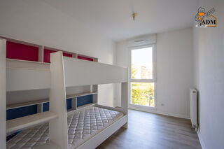  Appartement à louer 3 pièces 63 m²