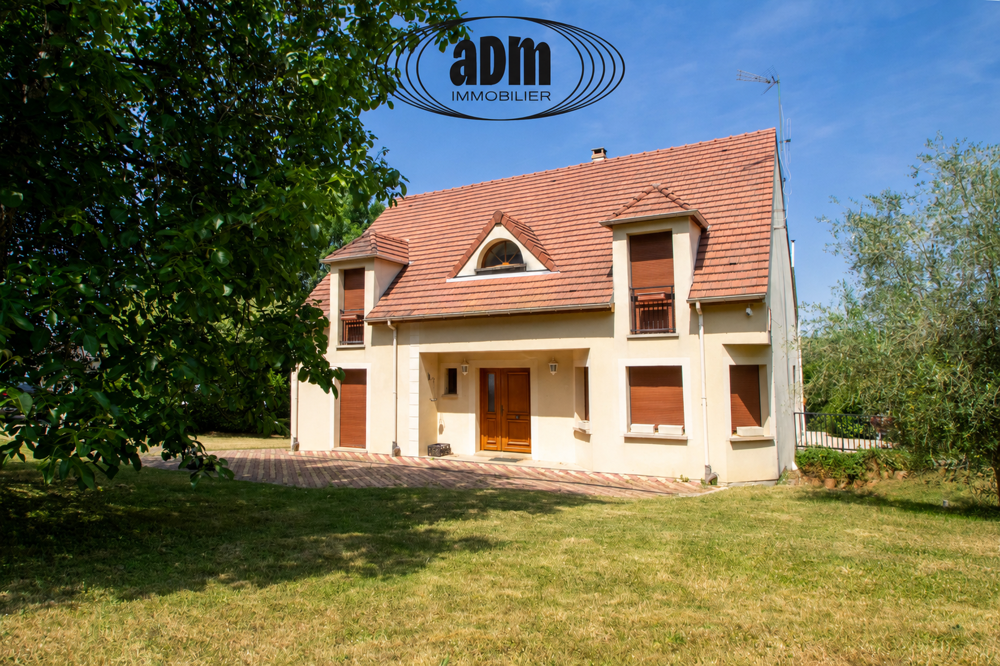 Vente Maison Pavillon de qualité de 180M2 au calme sur 2 500 m2 de terrain Bailly romainvilliers