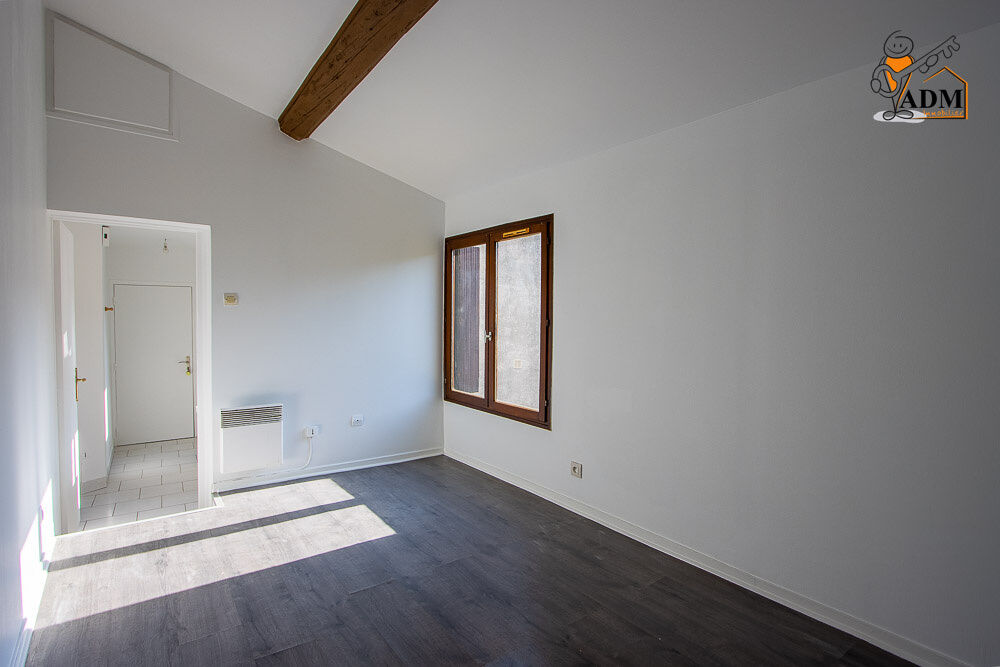 Location Appartement  Studio libre de suite Nanteuil les meaux