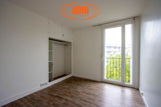  Appartement à louer 4 pièces 70 m²