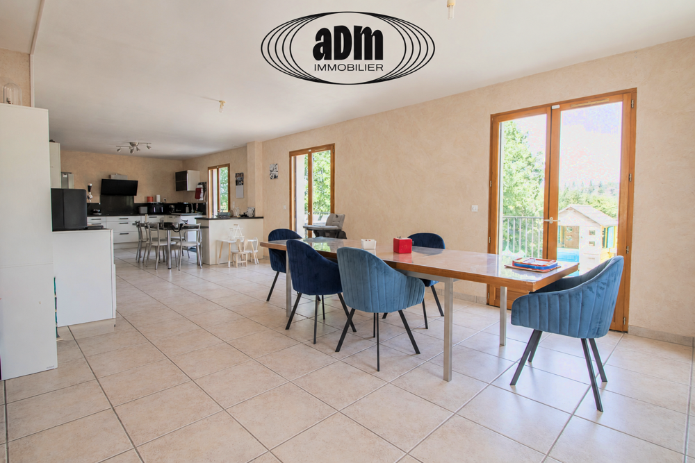 Vente Maison Pavillon de qualité de 180M2 au calme sur 2 500 m2 de terrain Bailly romainvilliers