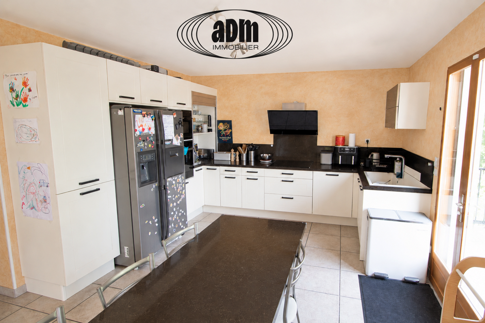 Vente Maison Pavillon de qualité de 180M2 au calme sur 2 500 m2 de terrain Bailly romainvilliers