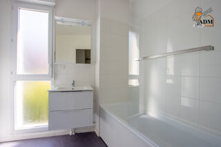  Appartement à louer 3 pièces 63 m²