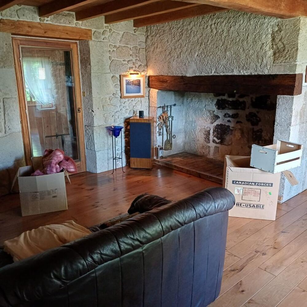 MAISON DE VILLAGE EN PIERRE A 4 KM DE PUYMIROL