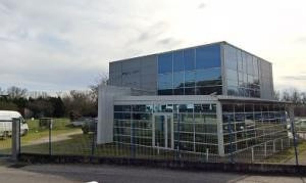 SORTIE AGEN LOCAL BUREAU BEL EMPLACEMENT COMMERCIAL
