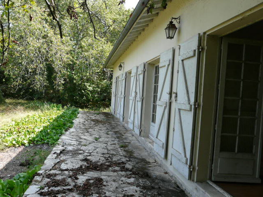 SUR TERRAIN BOISE MAISON AVEC VUE