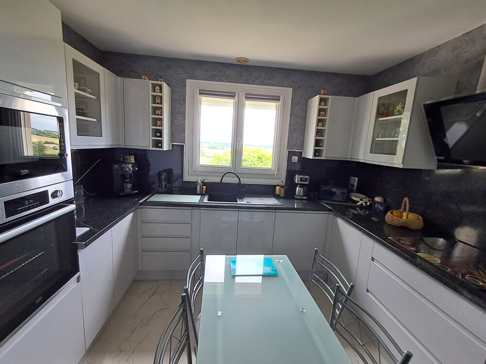 Vente Maison TRES BELLE VILLA proche tous commerces Laplume