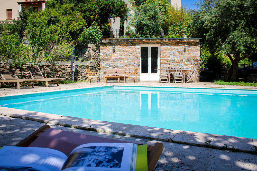 {RARE} - PROPRIETE DE PRESTIGE - COEUR DU CENTRE VILLE DE BASTIA