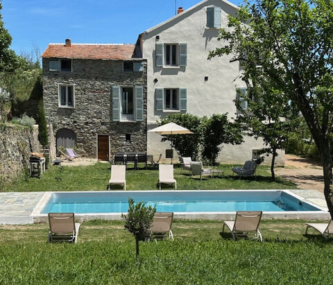   PROPRIETE DE CARACTERE MURATO Maison - 10 pi�ce(s) - 305 m�