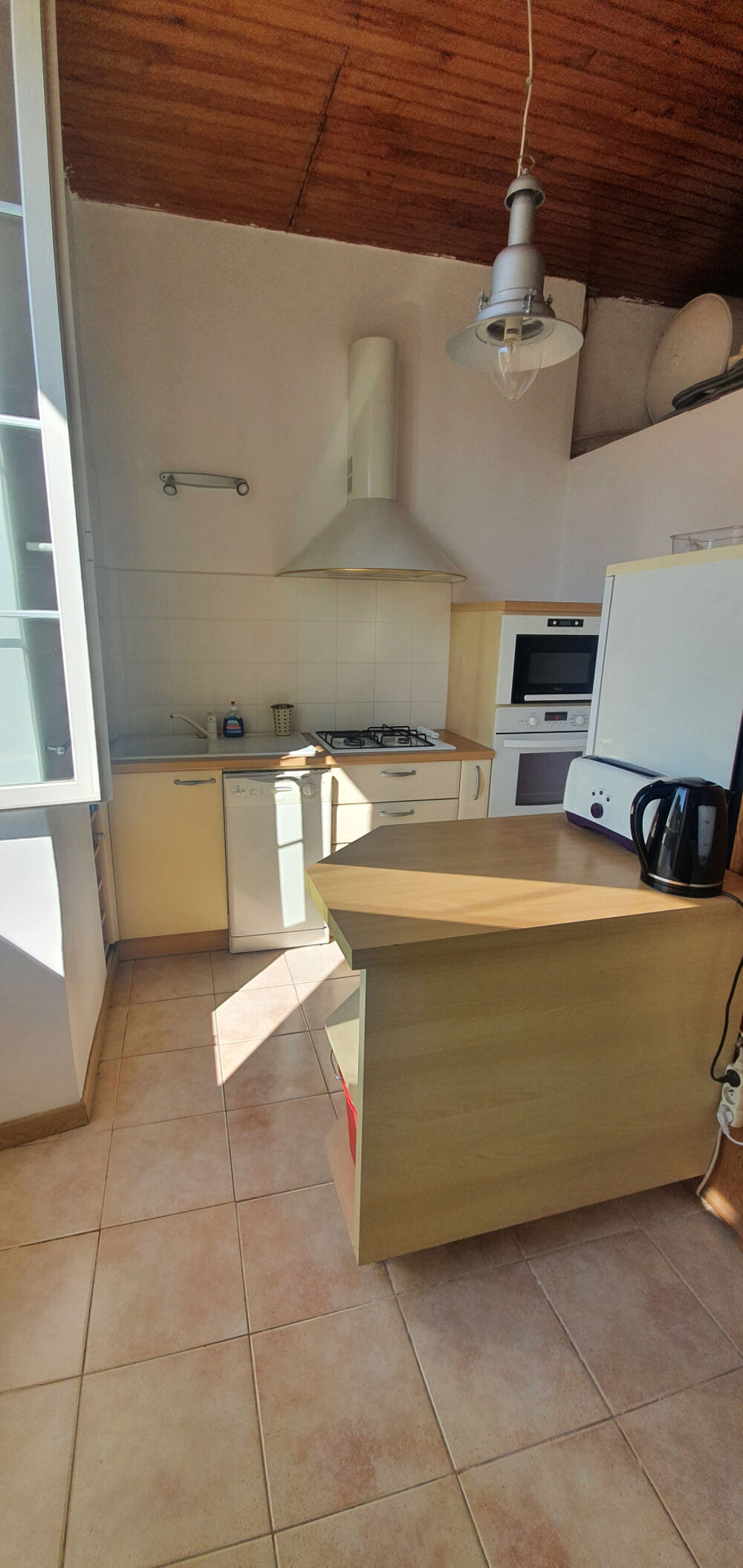 F3 LOUE - RUE CARBUCCIA - BASTIA