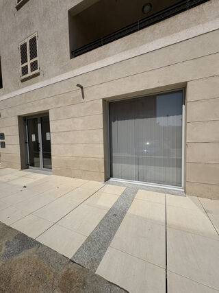   Local professionnel à louer   Bastia centre   93 m2 environ Bastia