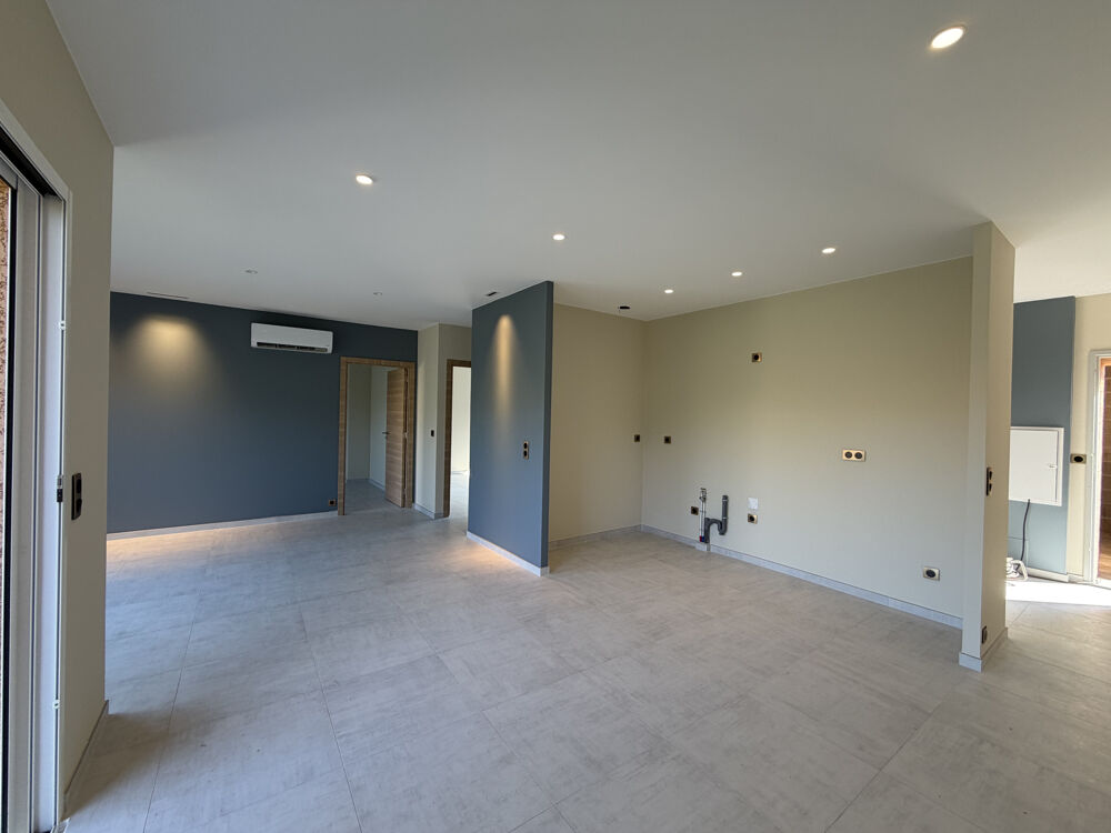 APPARTEMENT T3 AVEC TERRASSE SAINT-FLORENT