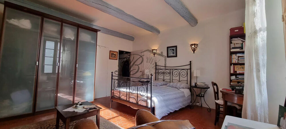 Maison de village à La Bastide-des-Jourdans avec beau potentiel