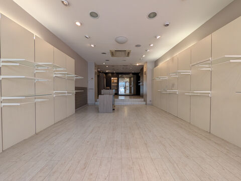   À LOUER   LOCAL COMMERCIAL 64 m2   CENTRE-VILLE DE PERTUIS 