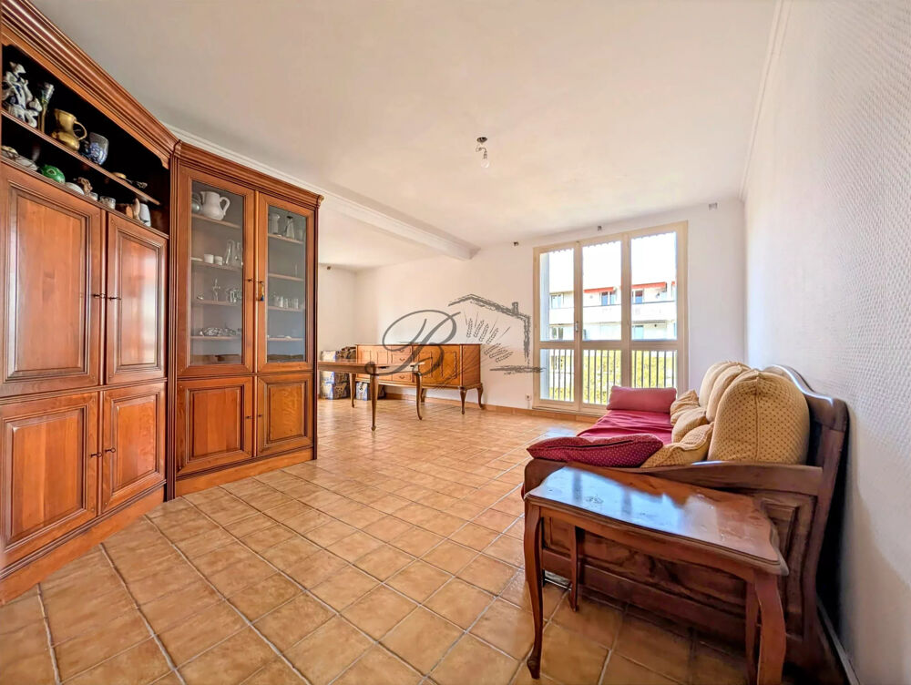 Vente Appartement Exclusivité Vente appartement T3 avec terrasse et garage, 13 090 Aix en Pce Aix en provence