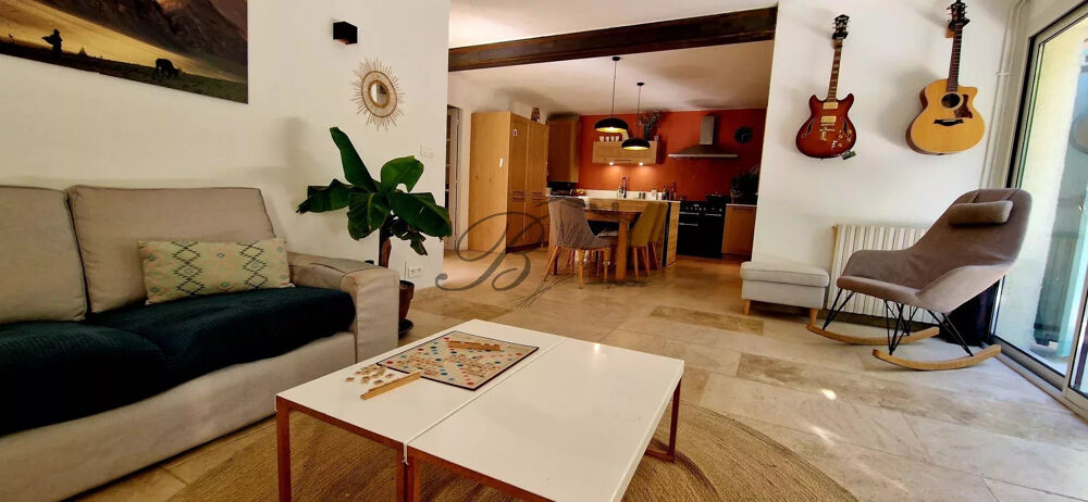Villa lumineuse avec piscine à Lourmarin