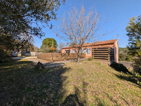   Vente villa de plain pied avec piscine et grand garage, à Mirabeau 84120. Maison - 4 pièce(s) - 118 m²