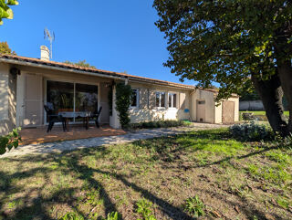 Location Maison Location Maison T4 de plain pied avec beau jardin, Pertuis 84120. Pertuis