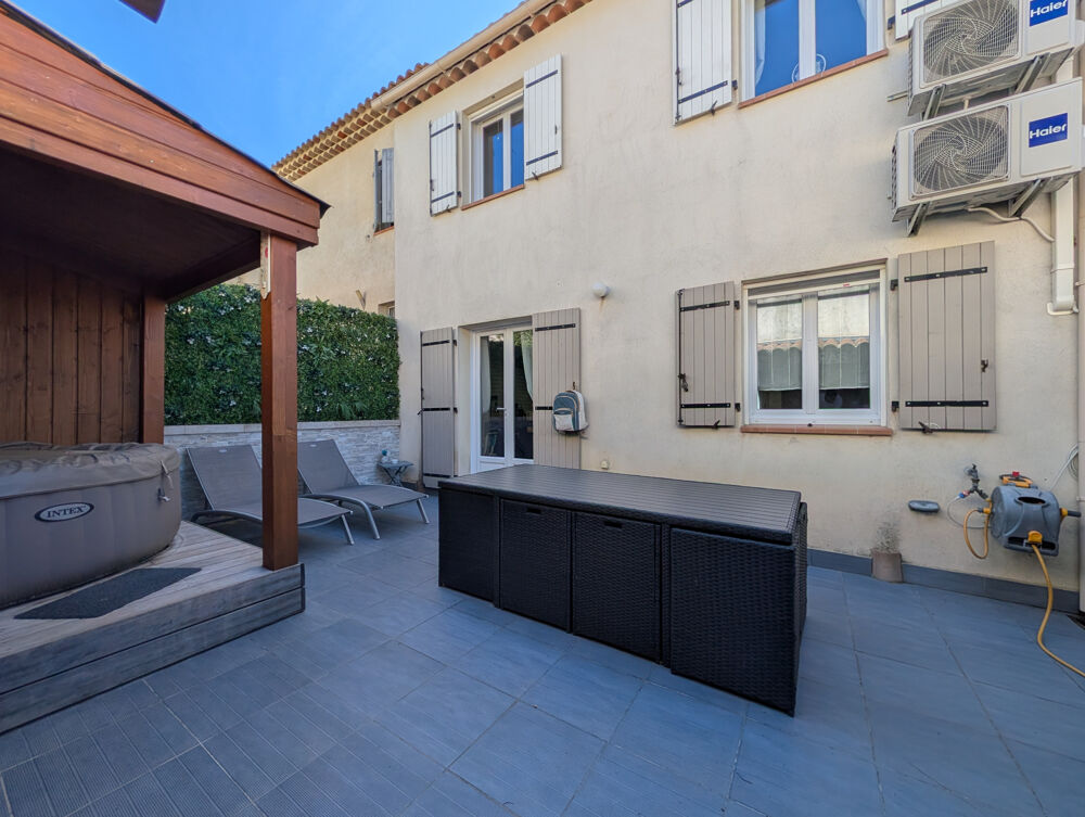 Vente Maison Maison 4 pièces avec 3 chambres et grande terrasse à Peypin-d'Aigues. Peypin d aigues
