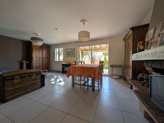 Location Maison Location Maison T4 de plain pied avec beau jardin, Pertuis 84120. Pertuis