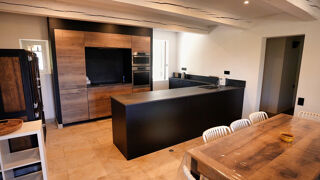  Maison à vendre 15 + pièces 564 m²
