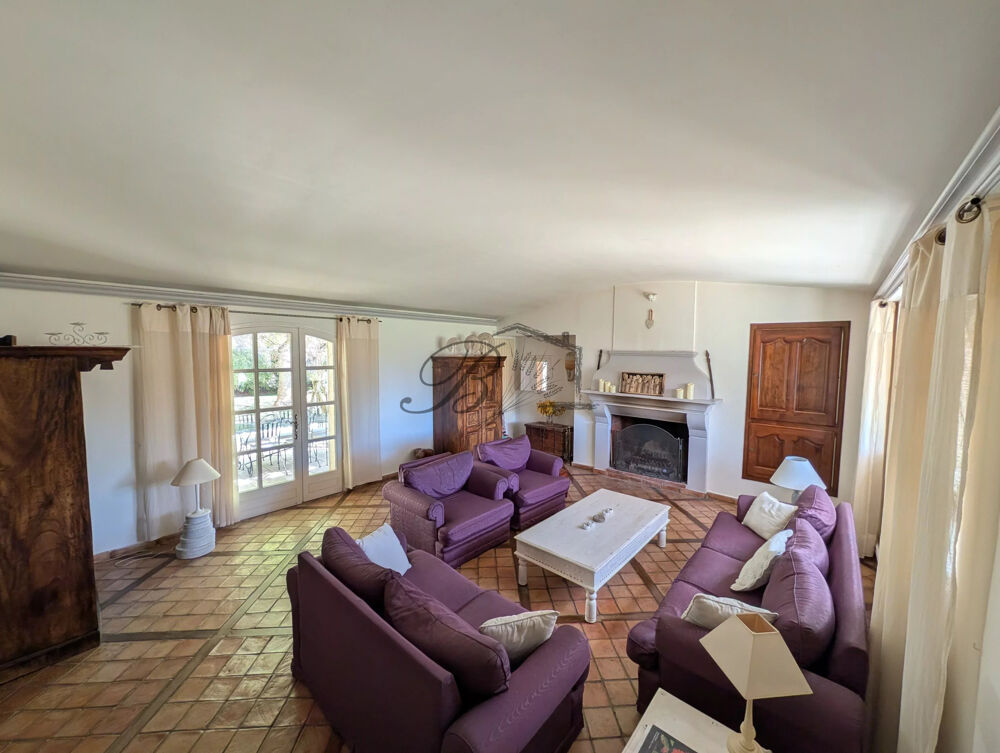 Superbe villa avec piscine à La Bastide-des-Jourdans