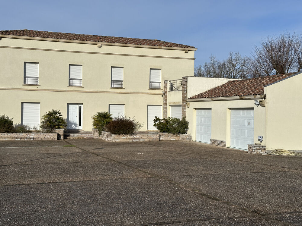 à vendre  Propriété/château L'Isle-en-Dodon (31230)