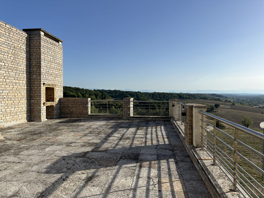 à vendre  Propriété/château L'Isle-en-Dodon (31230)