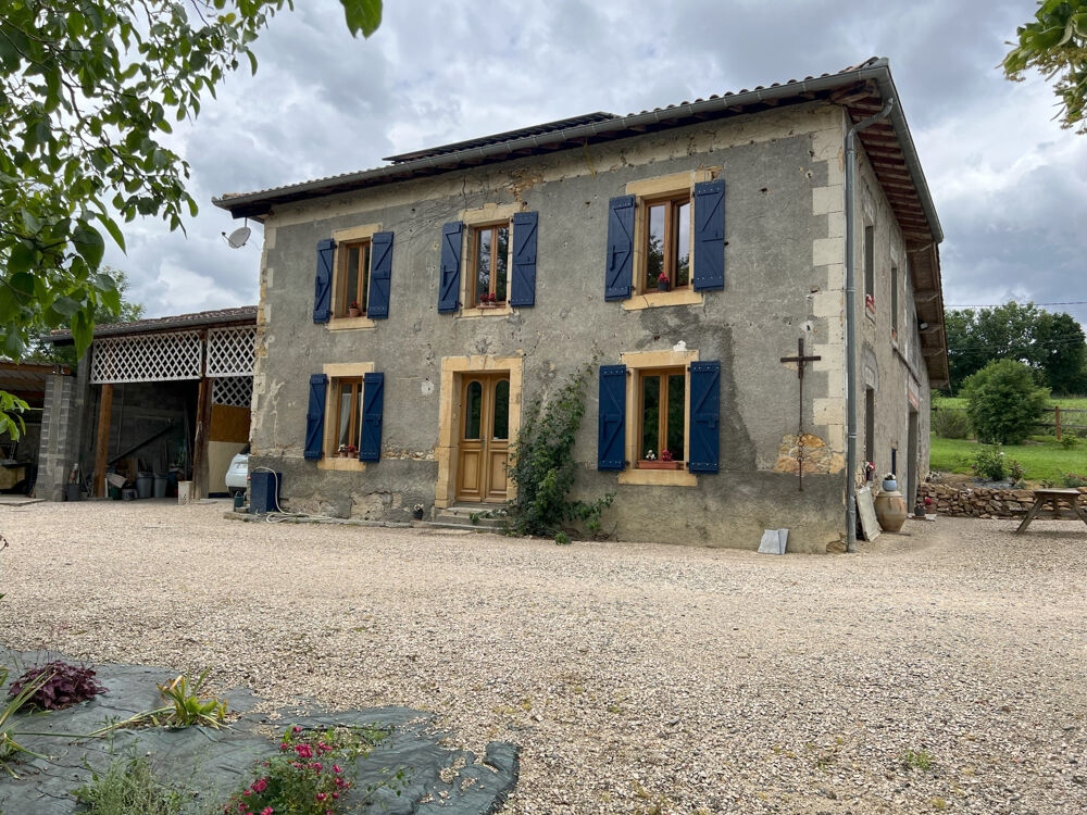 FERME EN PIERRE SUR 1.8 HA