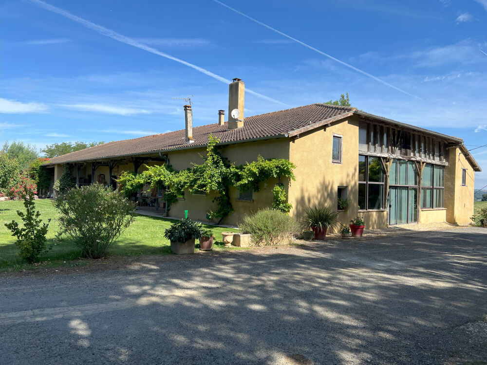 GRANDE FERME SANS VOISIN AVEC GITE