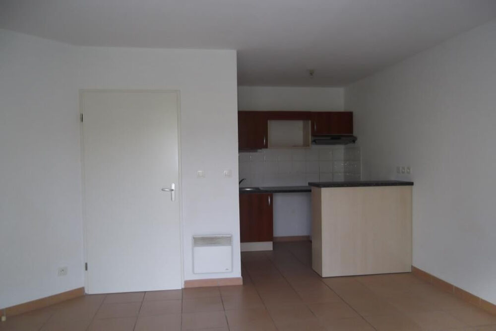 Location Appartement PROCHE CENTRE VILLE, DANS RÉSIDENCE RÉCENTE, AGRÉABLE T2 St gaudens