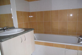  Appartement à louer 2 pièces 37 m²